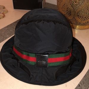 GUICCI Black Nylon Web Bucket Hat